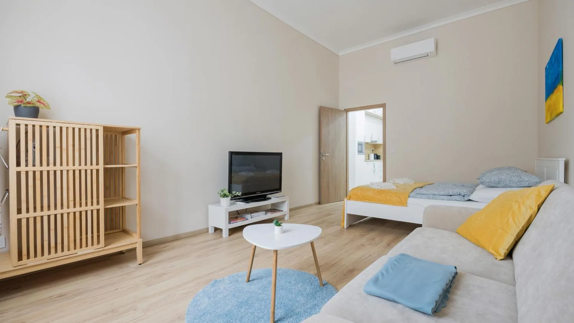 Stylish New Apartment With 2 Bedrooms In Buda 2 Budapest