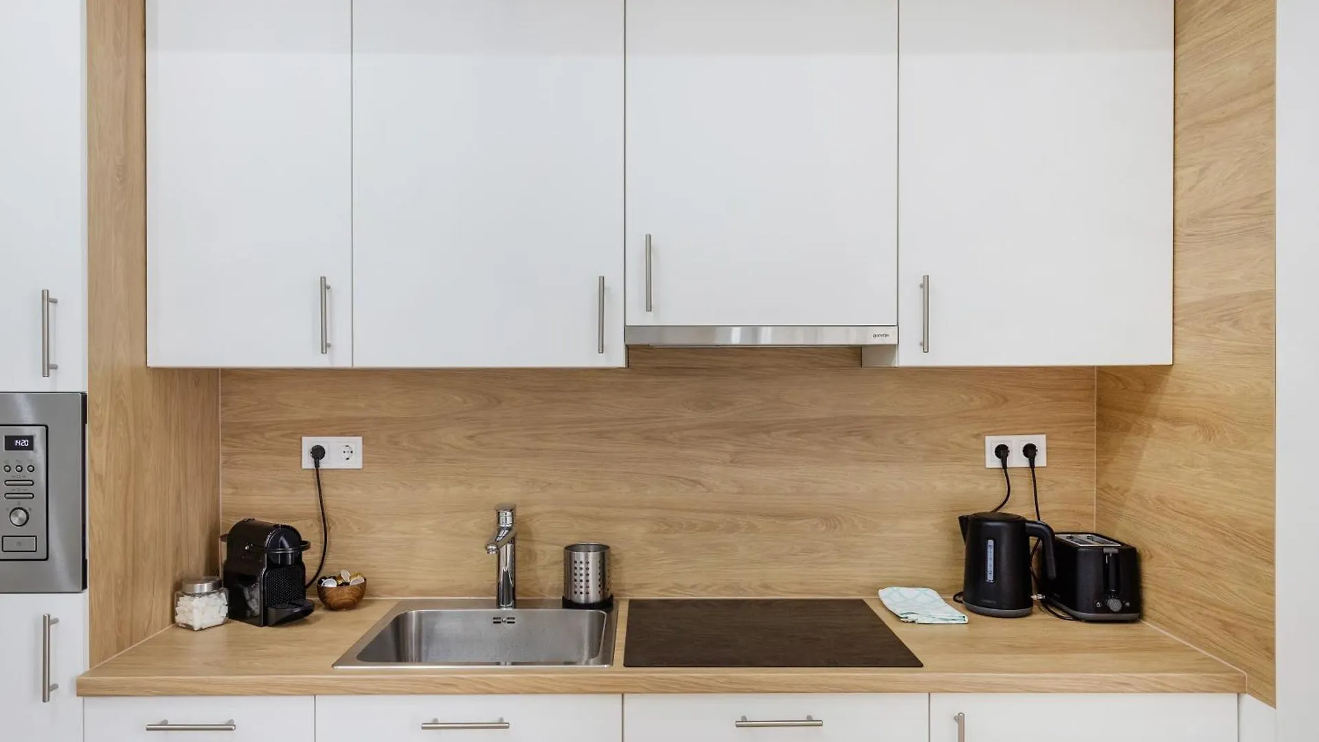 Stylish New Apartment With 2 Bedrooms In Buda 2 Budapest 0*,  Hungary