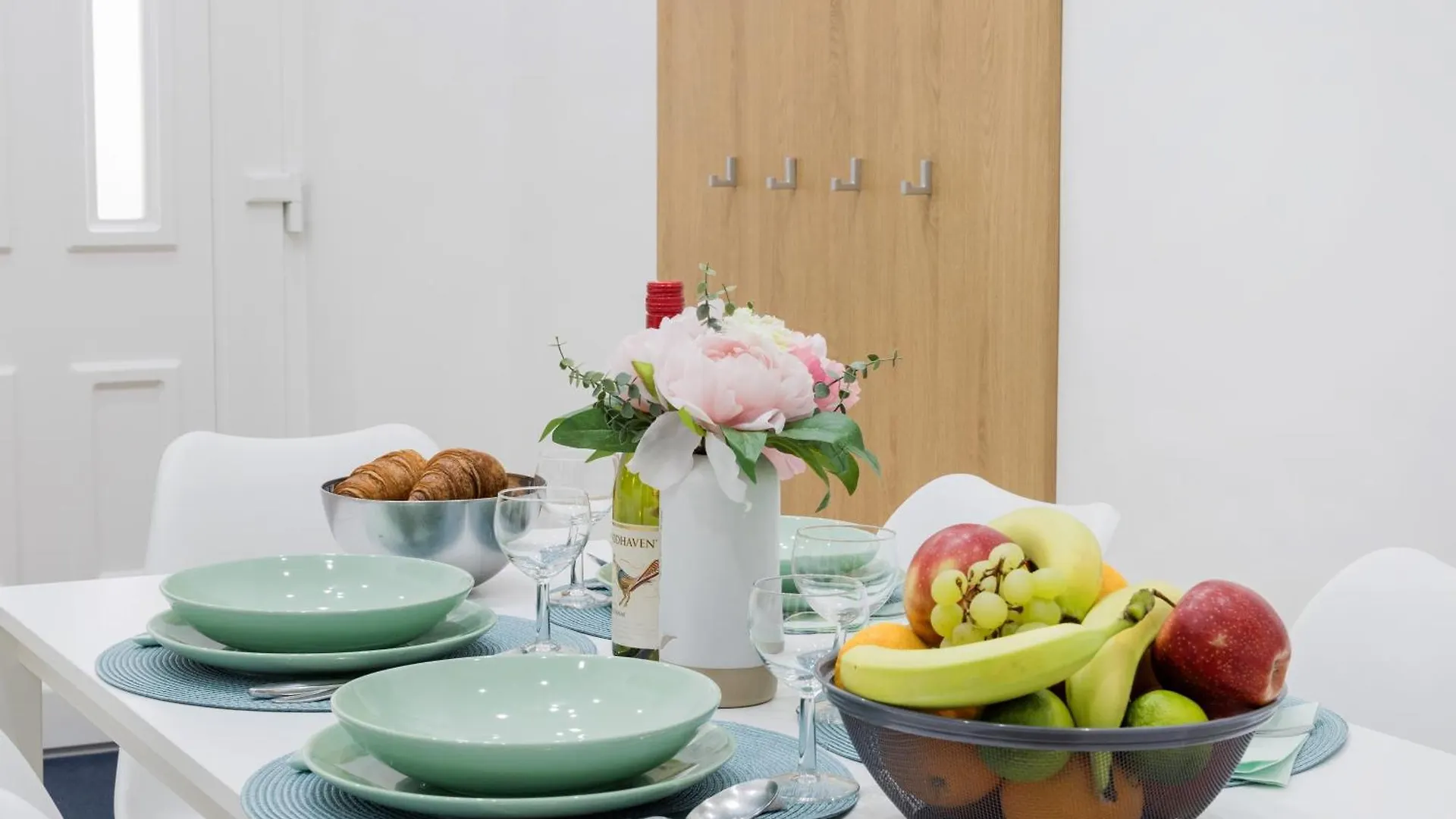 Stylish New Apartment With 2 Bedrooms In Buda 2 Budapest Hungary